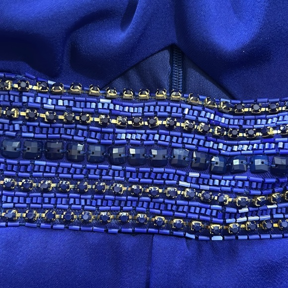 ** HOLIDAY SPECIAL ** IEENA for Mac Duggal blue  jumpsuit with beaded waistband - Picture 4 of 9